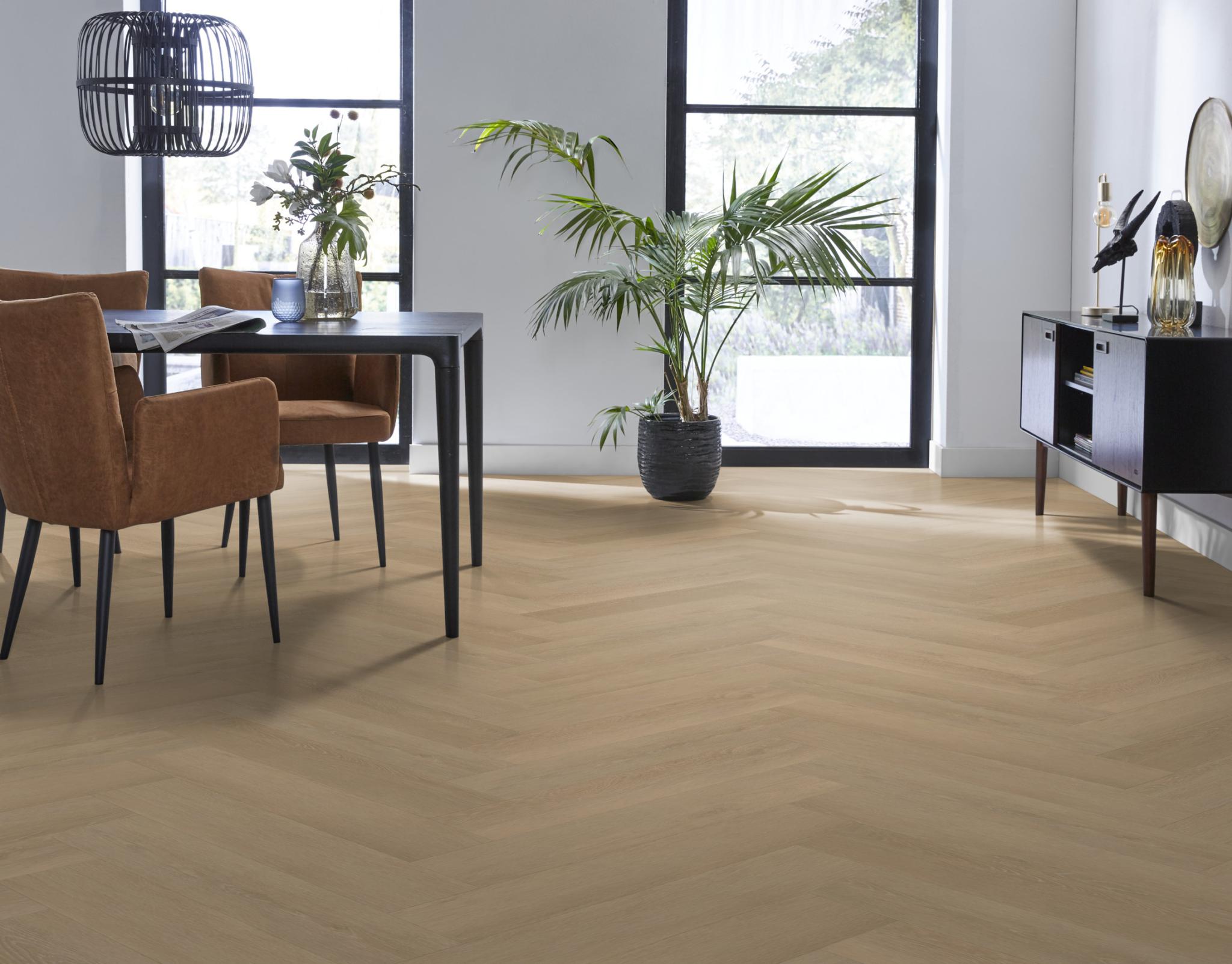 Herringbone Click SRC Warm Natural