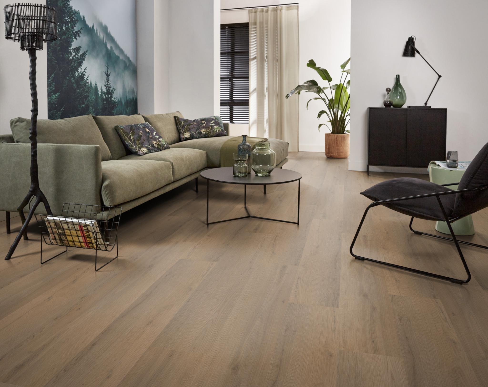 Venera Click Dark Oak