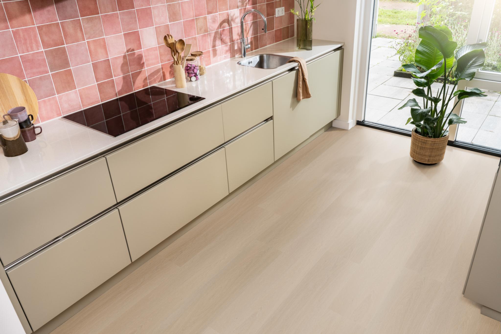 Estino Dryback Natural Oak